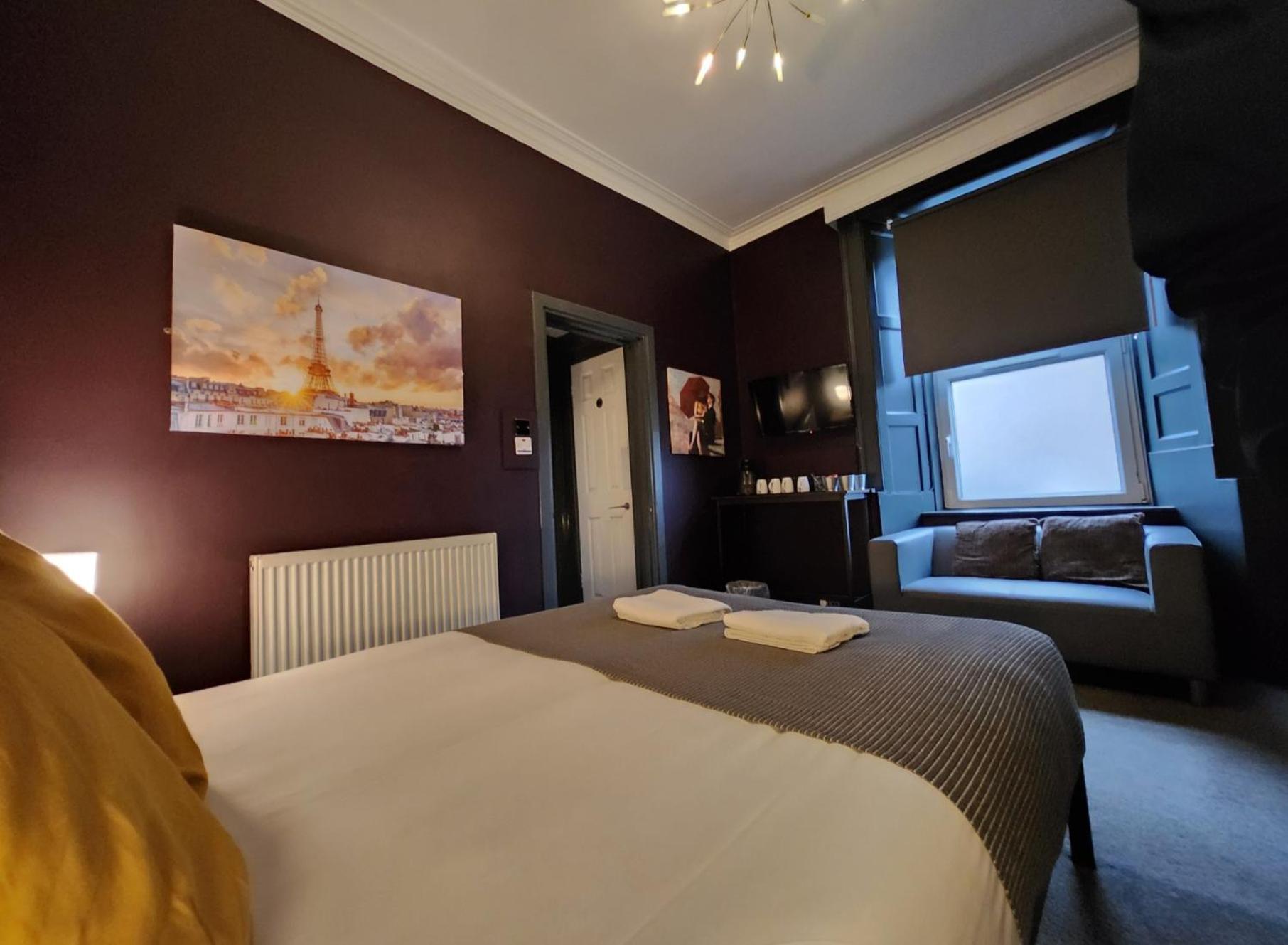 Frederick Douglass - Rooms In The City เอดินบะระ ภายนอก รูปภาพ