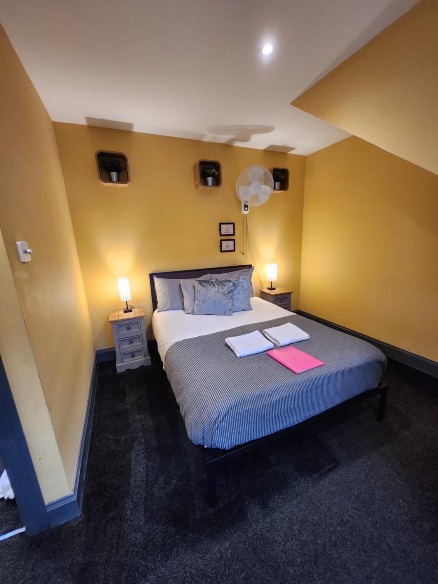 Frederick Douglass - Rooms In The City เอดินบะระ ภายนอก รูปภาพ