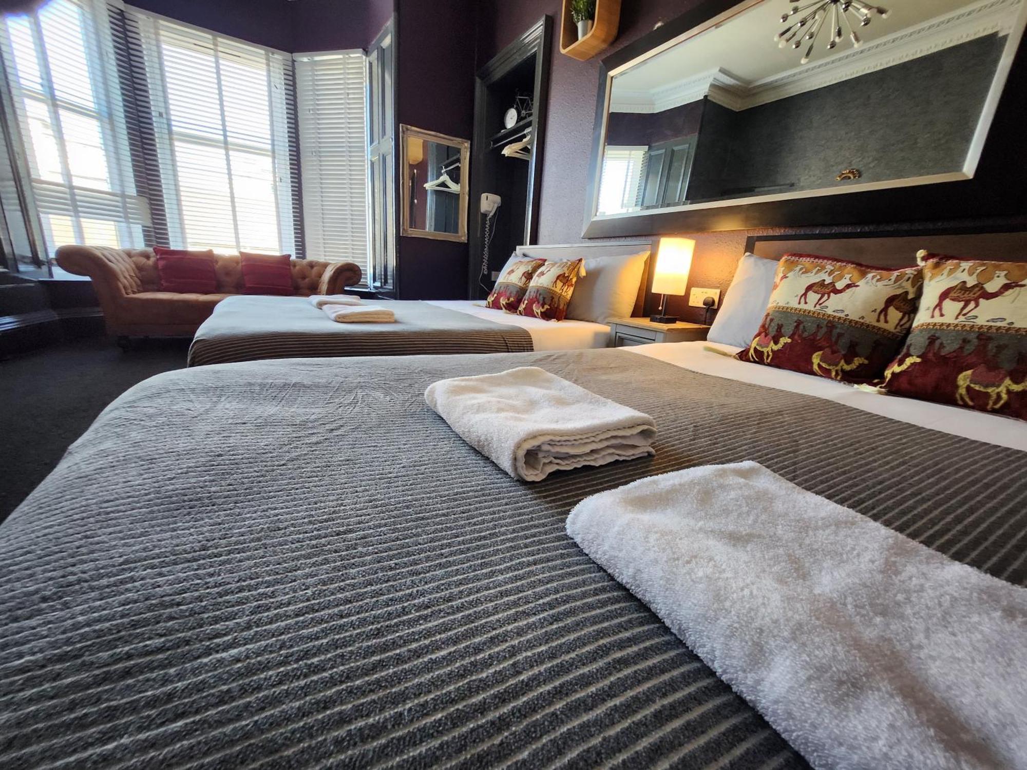 Frederick Douglass - Rooms In The City เอดินบะระ ภายนอก รูปภาพ