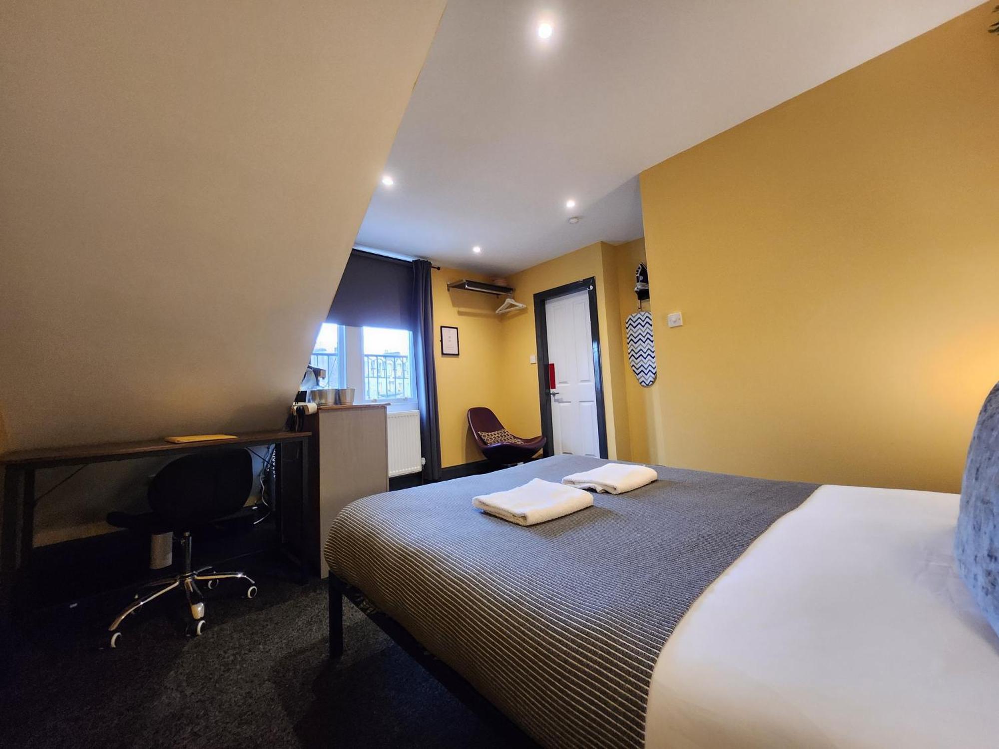 Frederick Douglass - Rooms In The City เอดินบะระ ภายนอก รูปภาพ