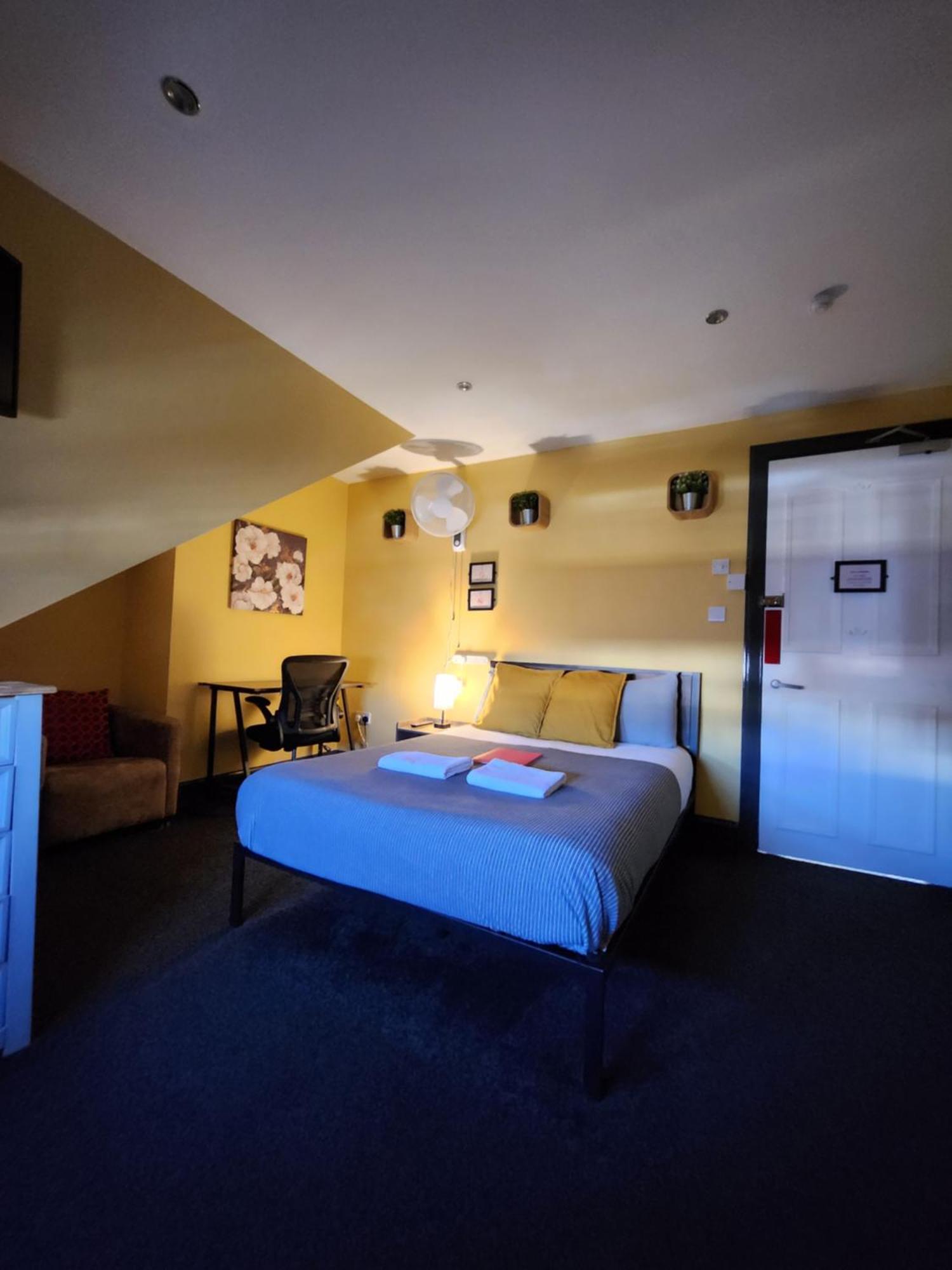 Frederick Douglass - Rooms In The City เอดินบะระ ภายนอก รูปภาพ