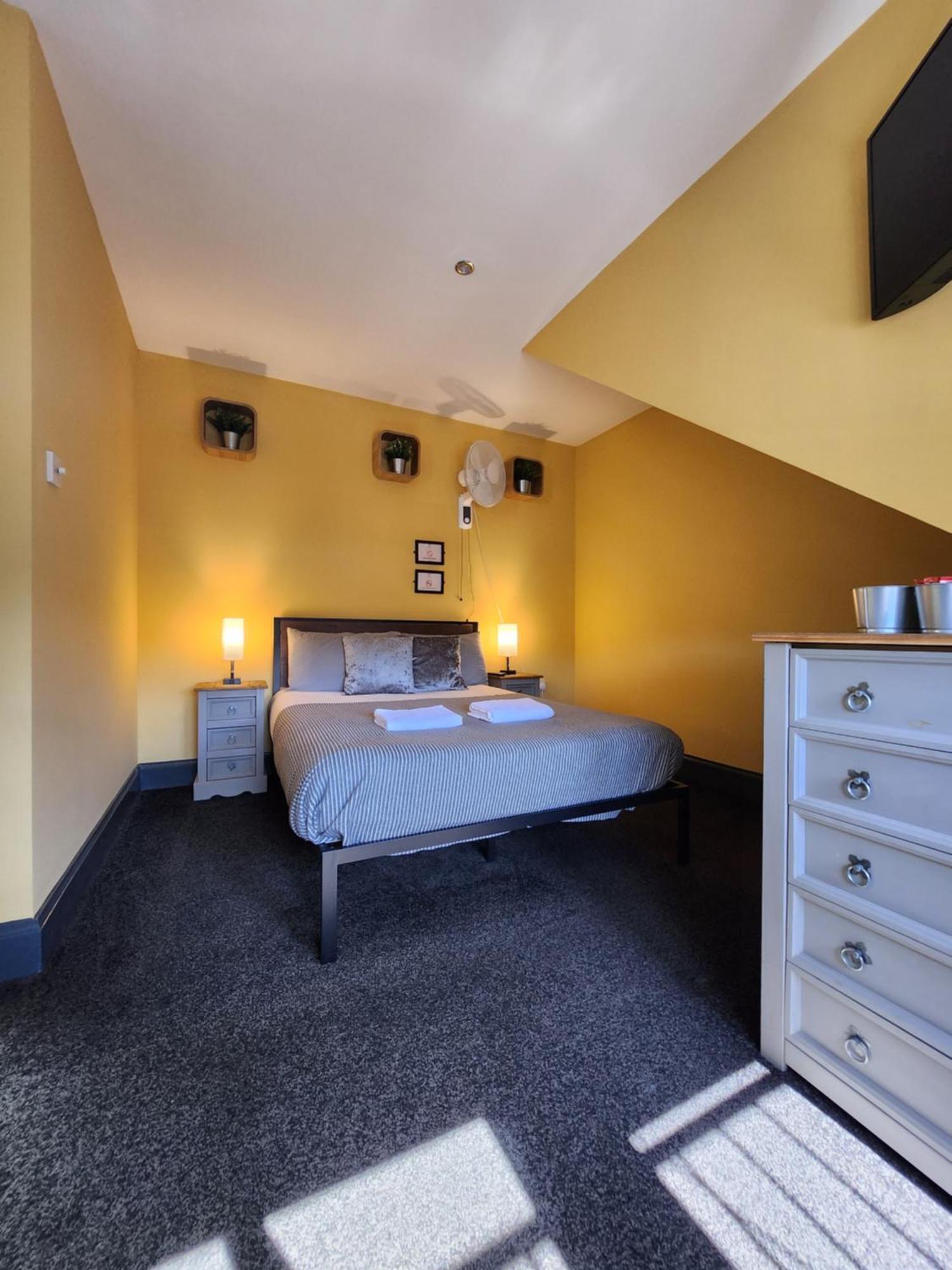 Frederick Douglass - Rooms In The City เอดินบะระ ภายนอก รูปภาพ