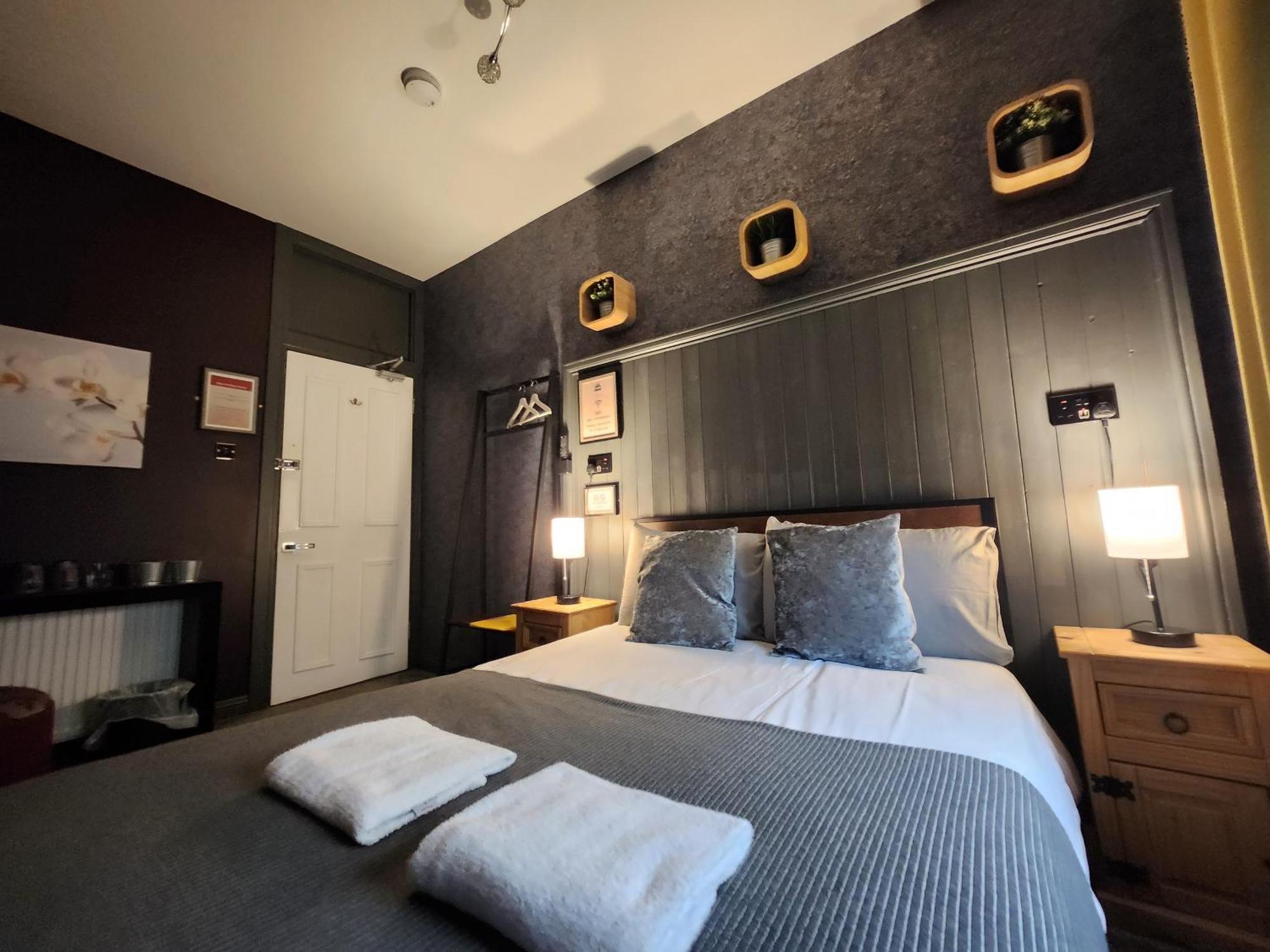 Frederick Douglass - Rooms In The City เอดินบะระ ภายนอก รูปภาพ