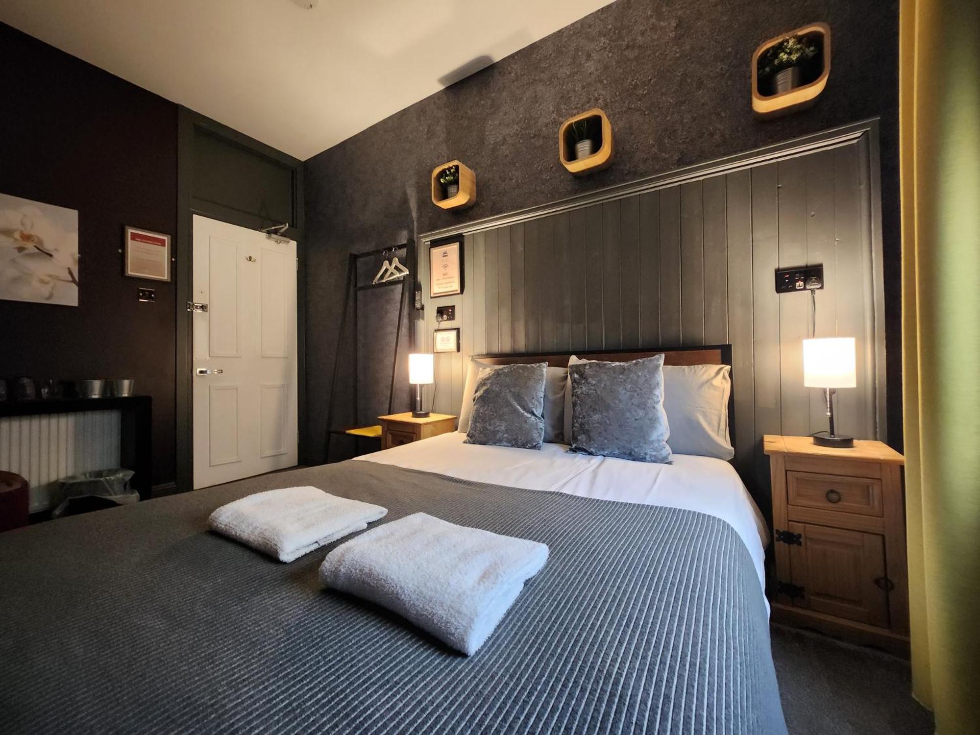 Frederick Douglass - Rooms In The City เอดินบะระ ภายนอก รูปภาพ